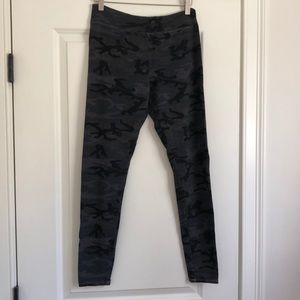 Sundry leggings size 3
